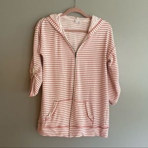 A Pea in the Pod 3/4 Sleeve Zip Up Hoodie, M